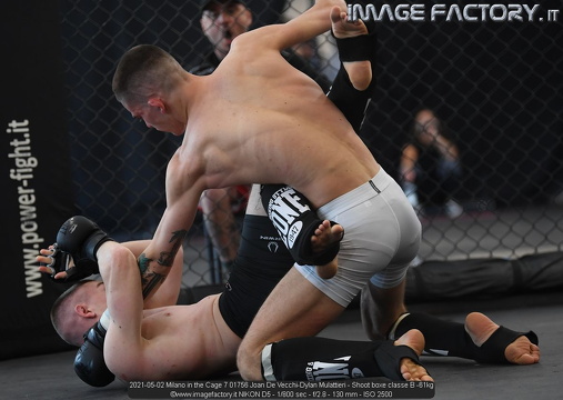 2021-05-02 Milano in the Cage 7 01756 Joan De Vecchi-Dylan Mulattieri - Shoot boxe classe B -61kg